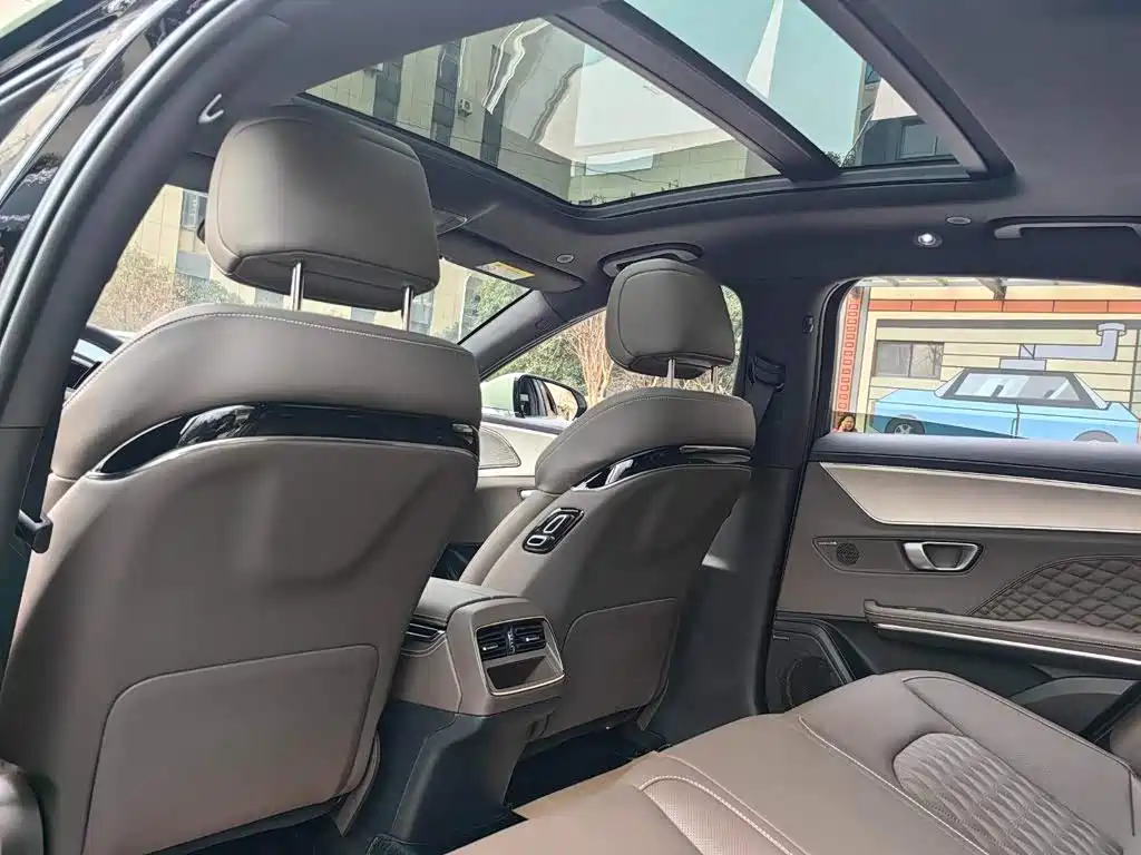 BYD Han — миниатюра 8