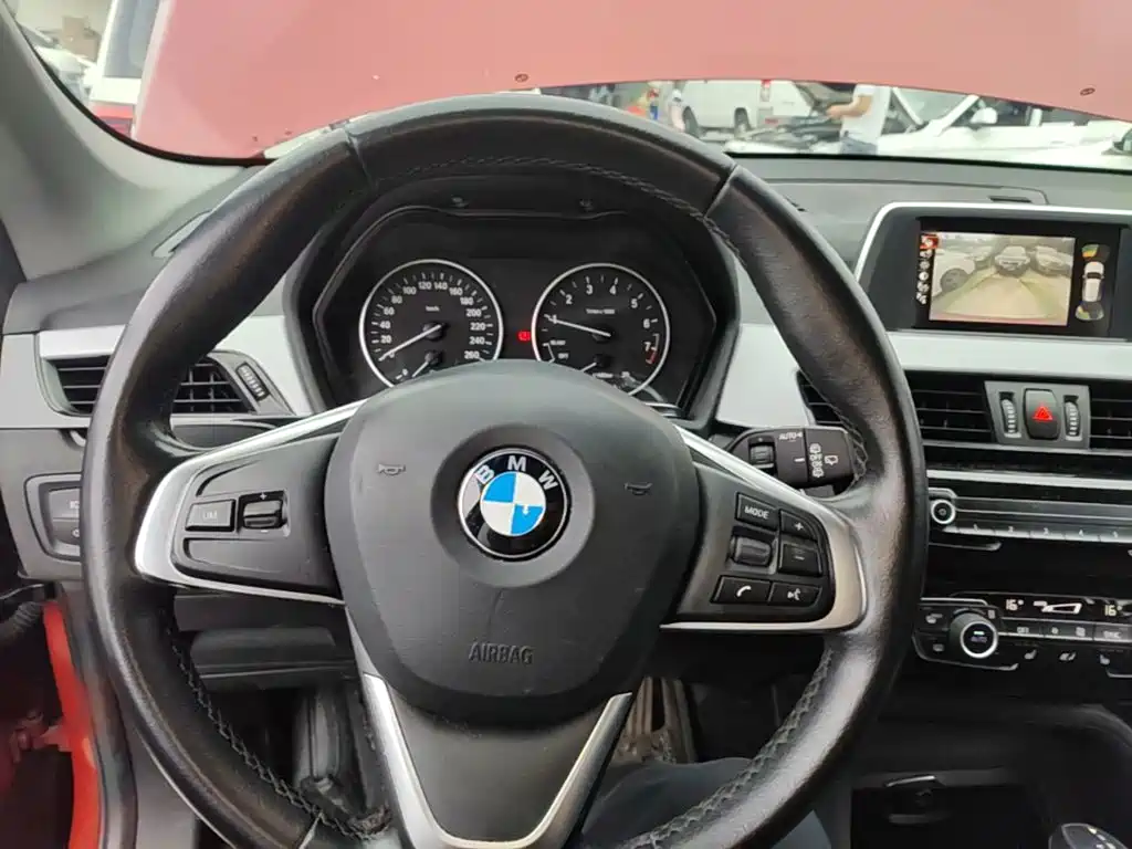 BMW X1 — миниатюра 11
