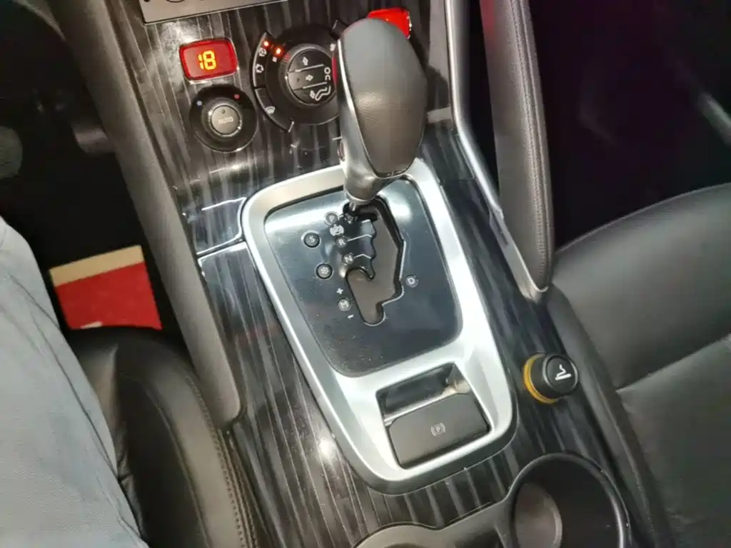 Peugeot 3008 — миниатюра 14