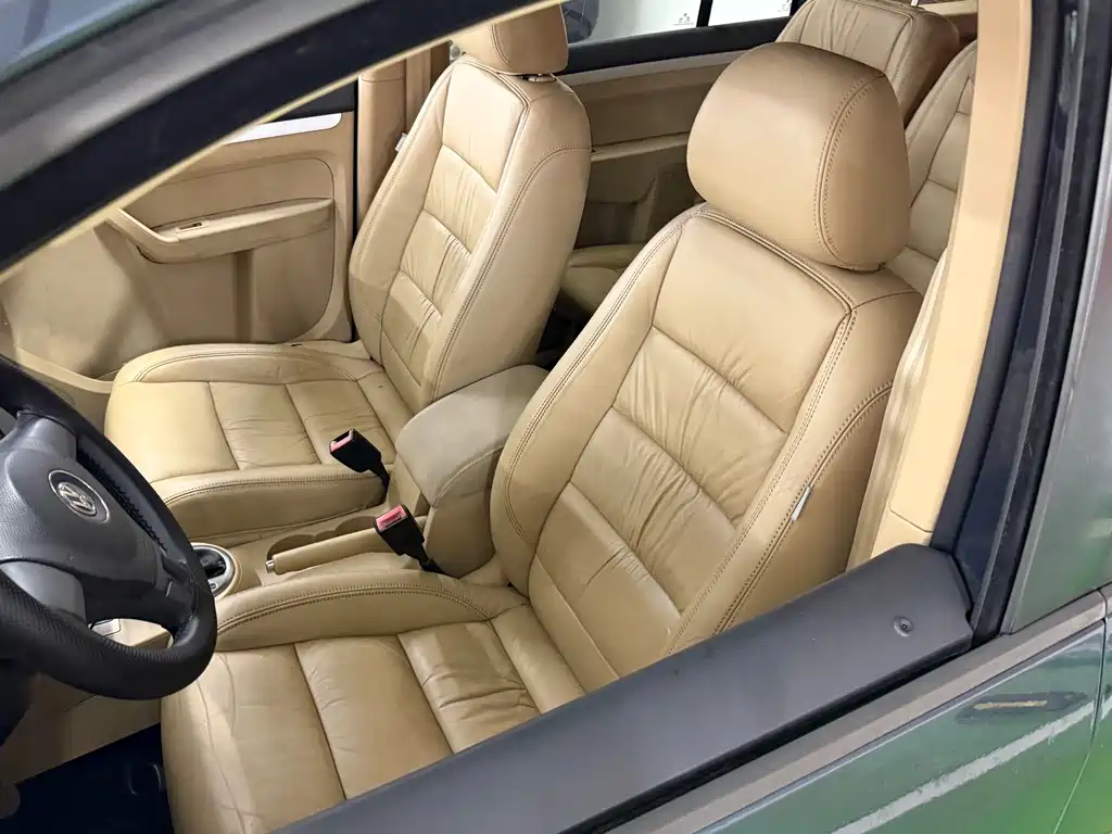 Volkswagen Touran — миниатюра 4