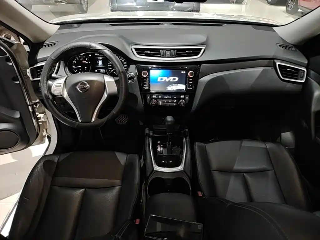 Nissan X-Trail — миниатюра 10