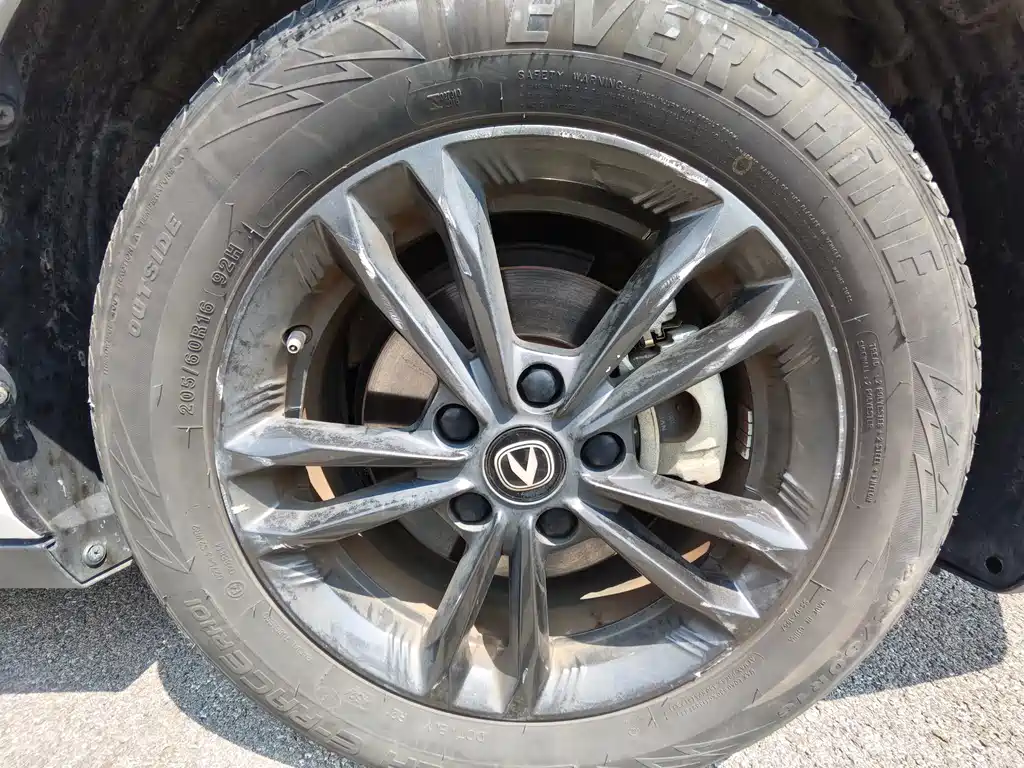 Changan Yida — миниатюра 16