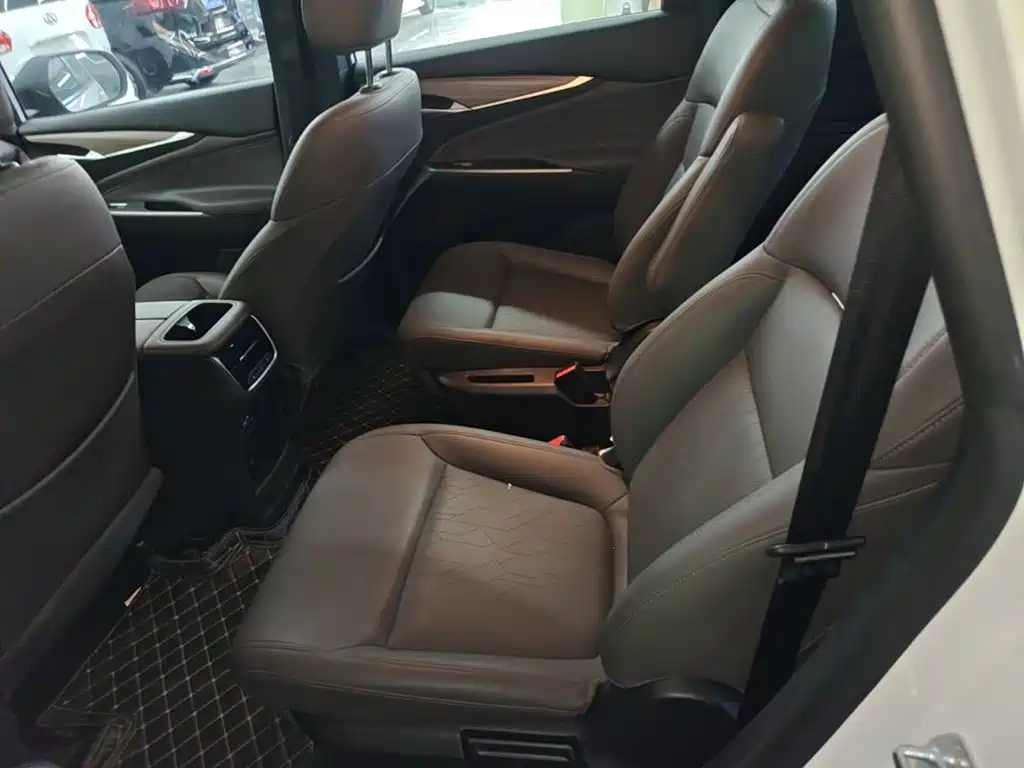 MAXUS G50 PHEV — миниатюра 17