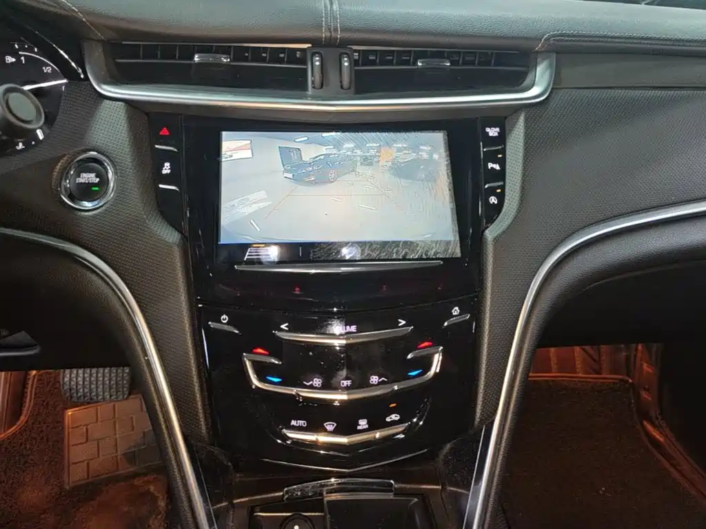 Cadillac XTS — миниатюра 13