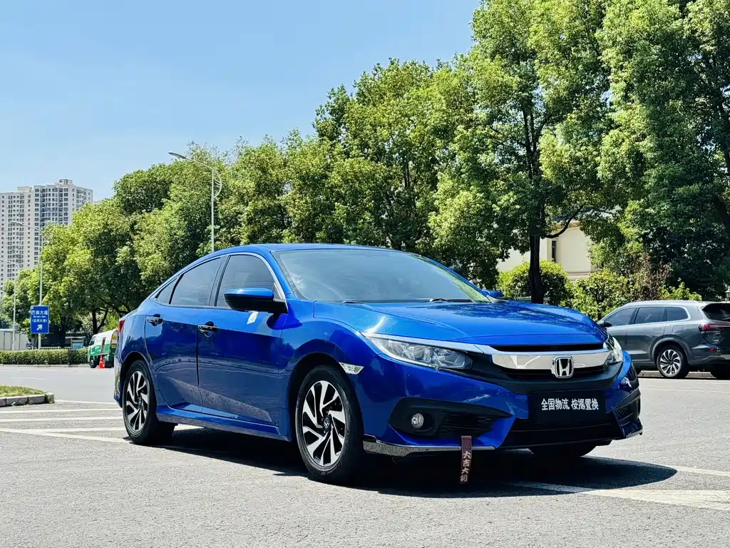 Honda Civic — миниатюра 18