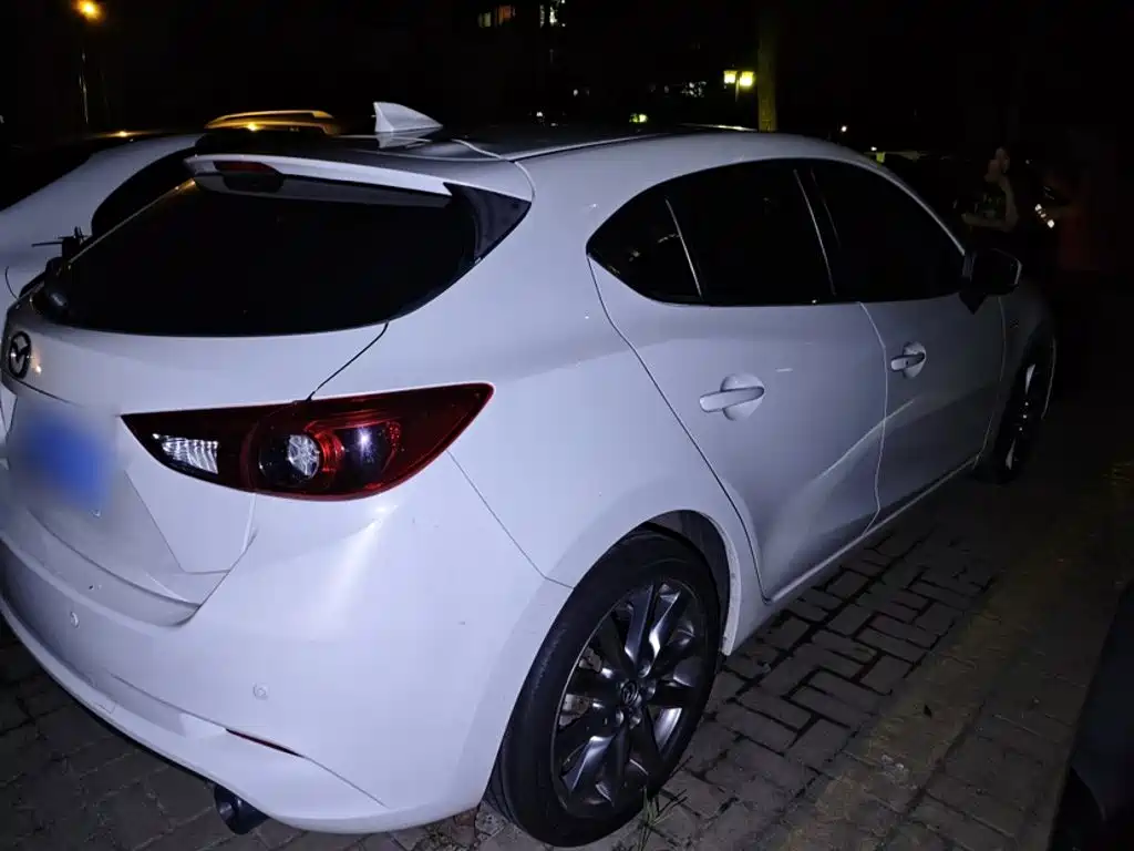 Mazda 3 Axela — миниатюра 9