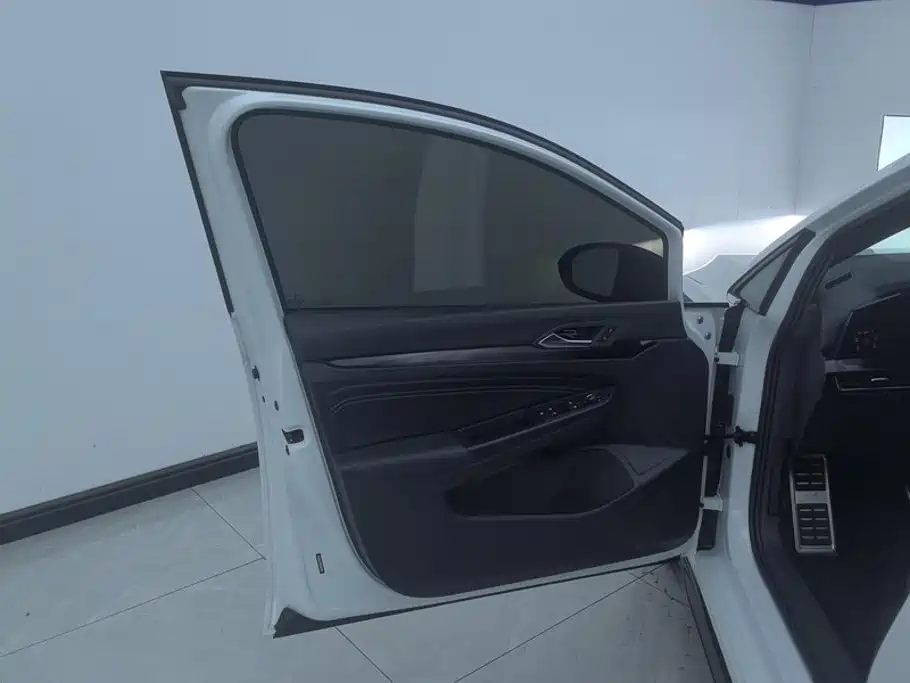 Volkswagen Golf — миниатюра 7