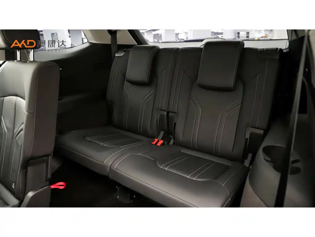 Audi Q6 — миниатюра 9