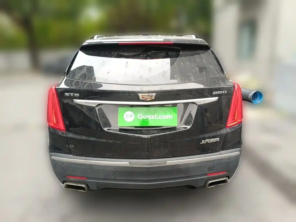 Cadillac XT5 — миниатюра 3