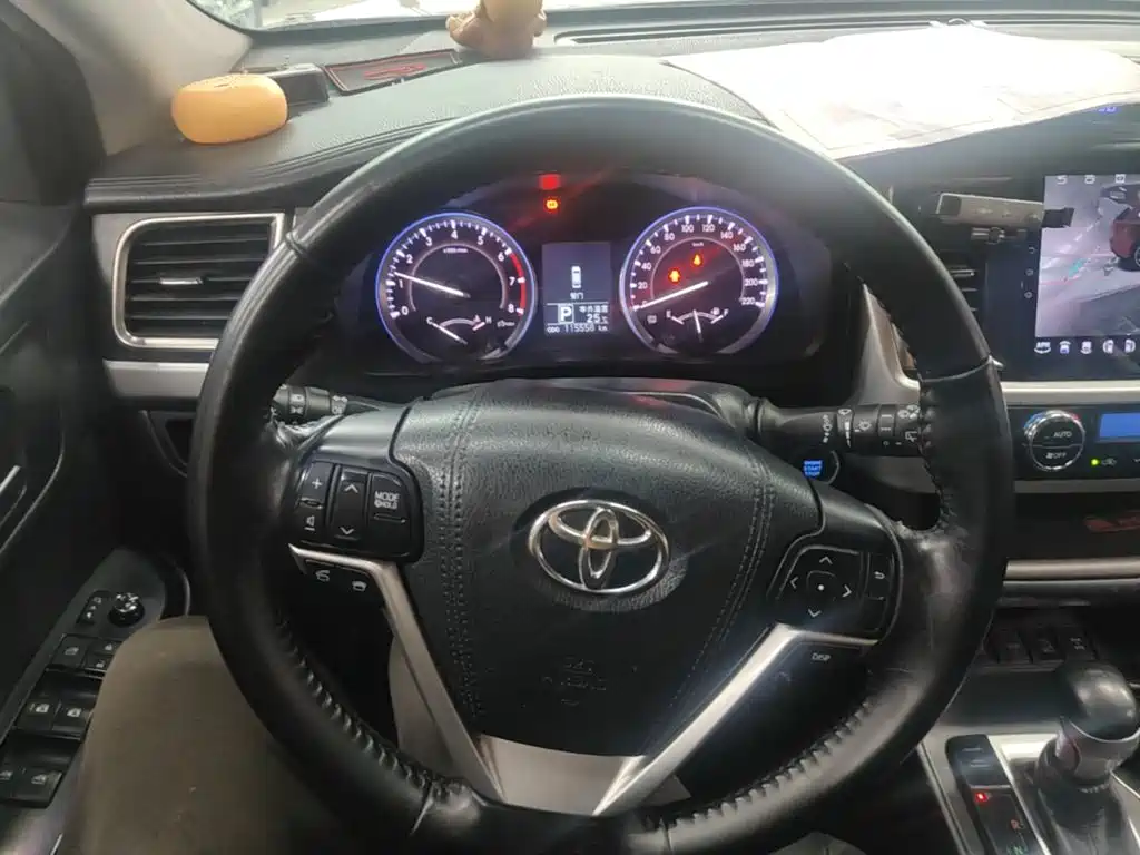 Toyota Highlander — миниатюра 11