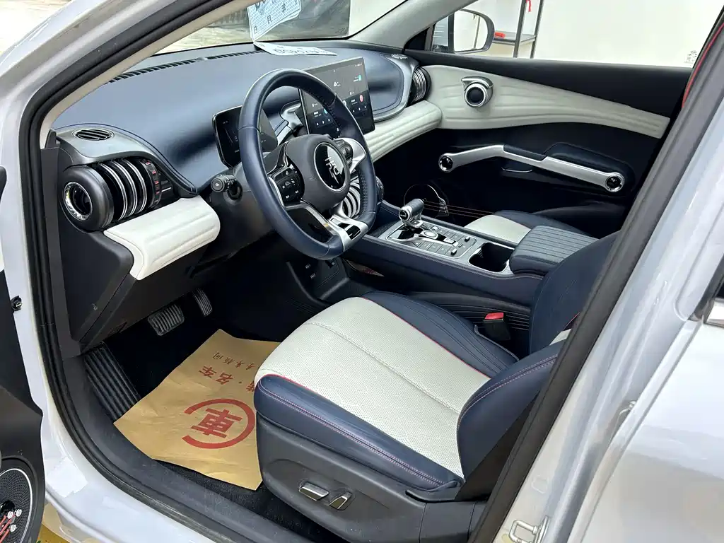 BYD Yuan Plus — миниатюра 3