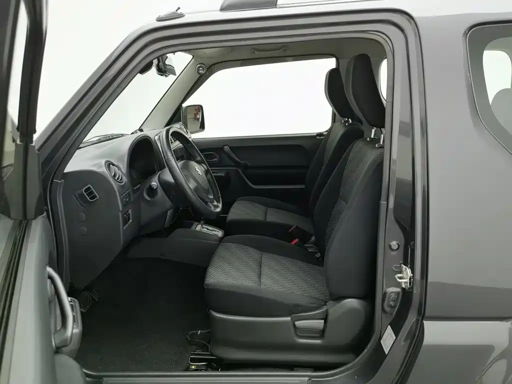 Suzuki Jimny — миниатюра 10