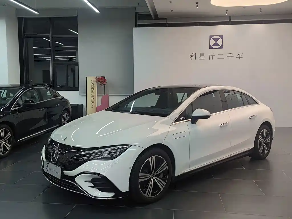 Mercedes-Benz EQE