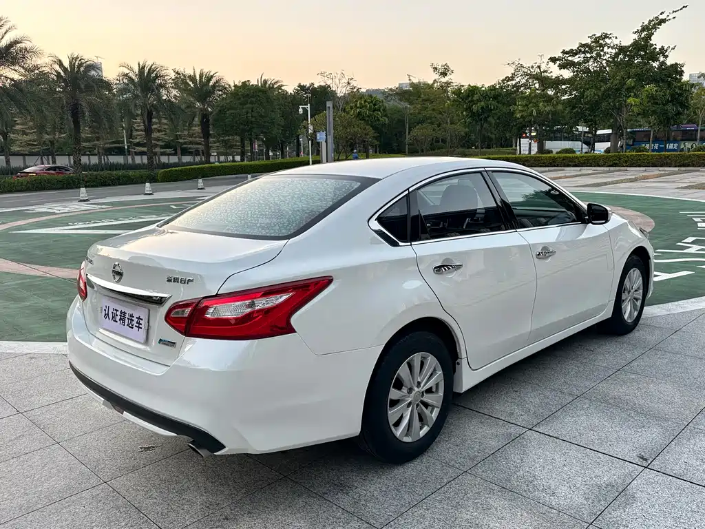 Nissan Teana — миниатюра 25