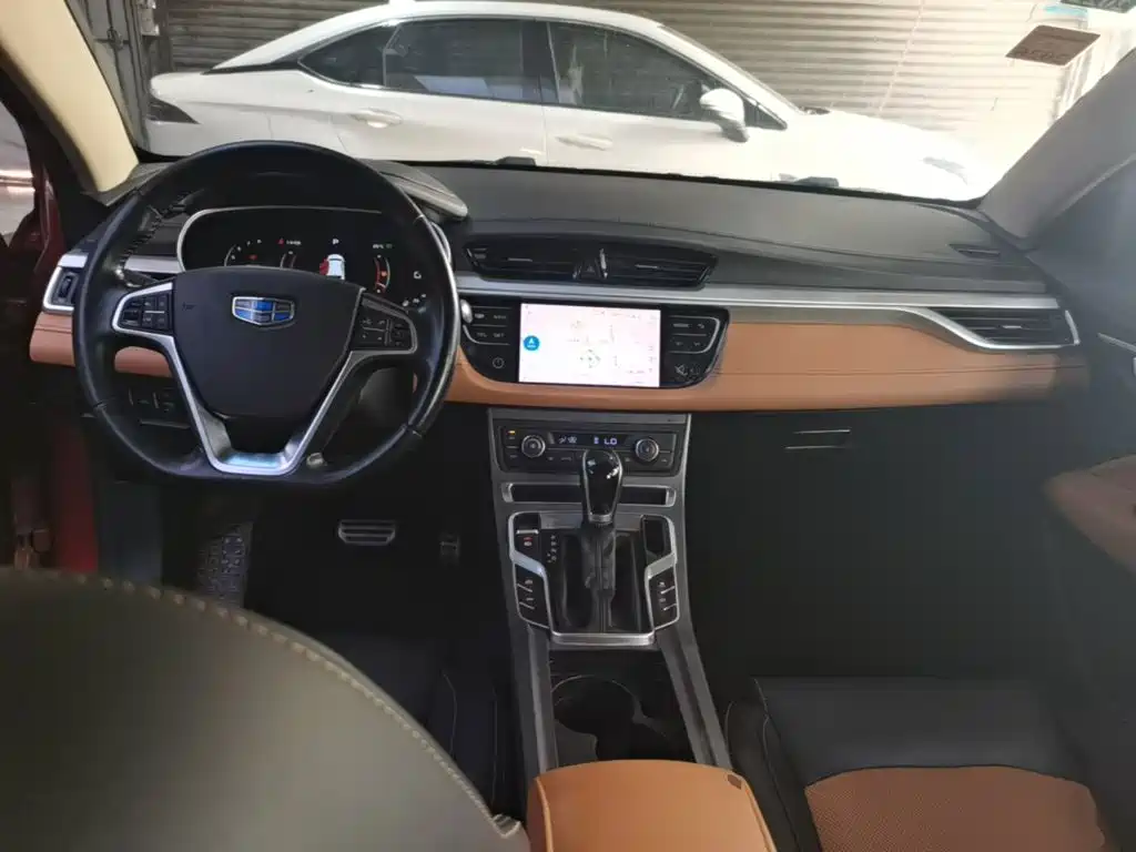 Geely Vision S1 — миниатюра 10