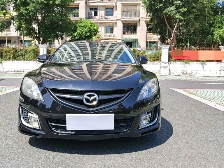Mazda Ruiyi 2012 2.0L AT Elite