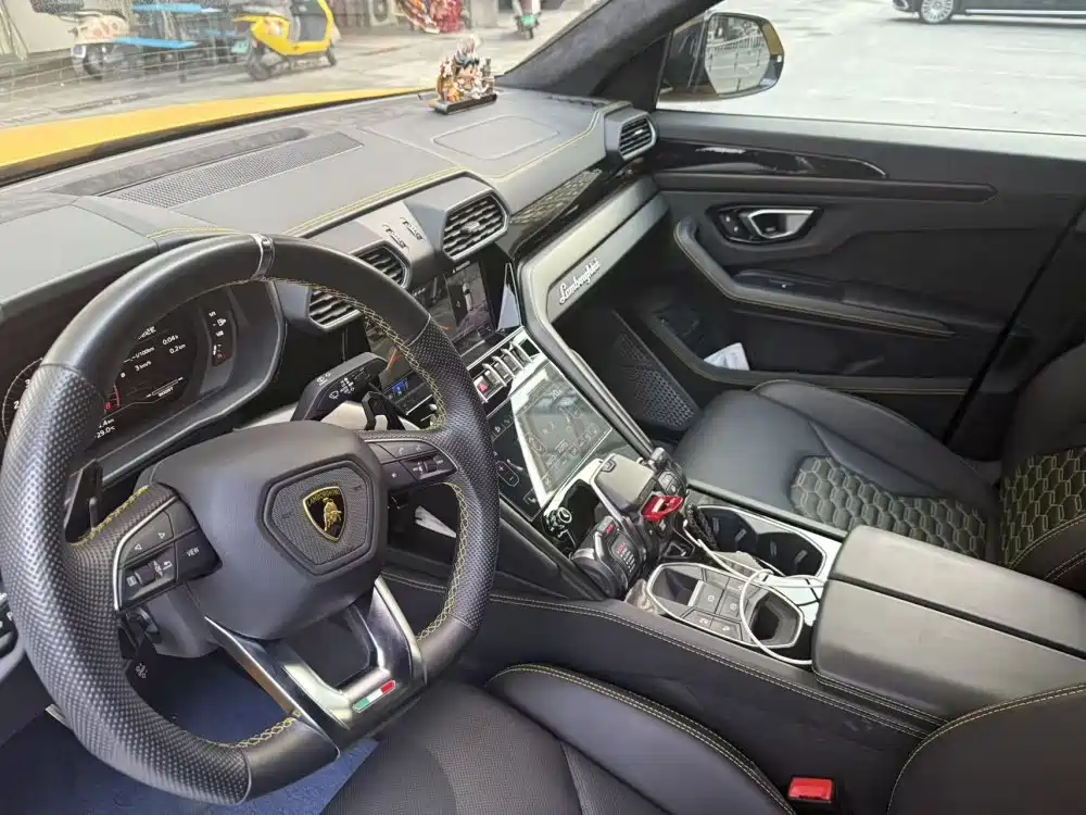 Lamborghini Urus — фотографии объявления, Фото 4