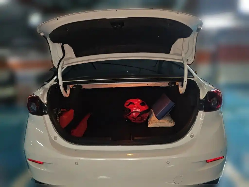 Mazda 3 Axela — миниатюра 20