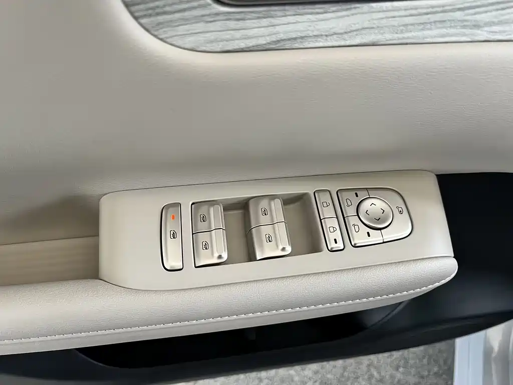 Wuling Xingguang S — миниатюра 27