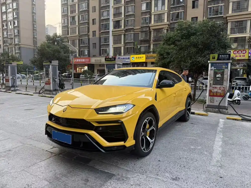 Lamborghini Urus — фотографии объявления, Фото 2