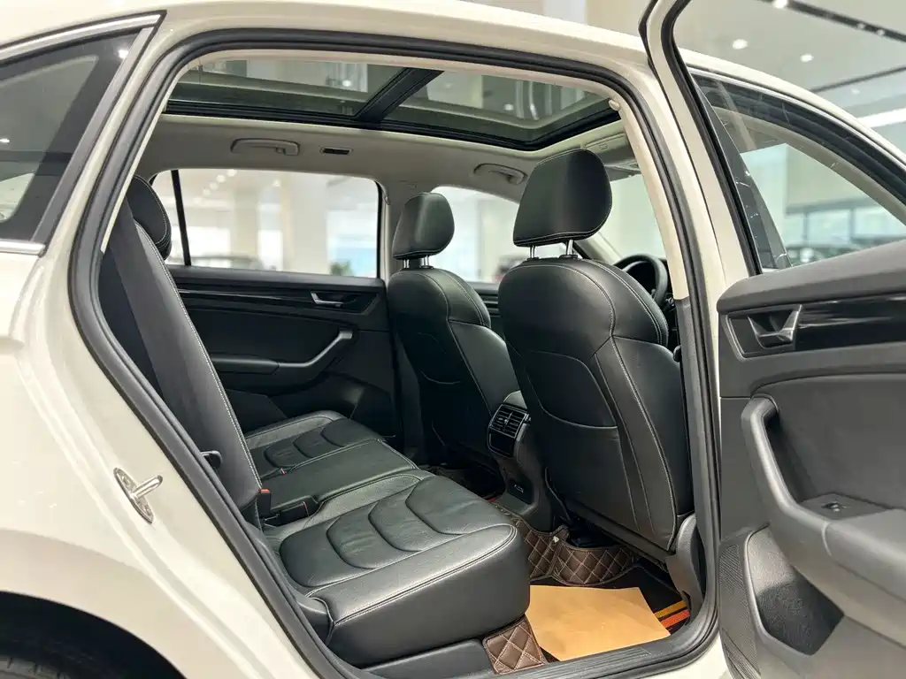 Skoda Kodiaq — миниатюра 7