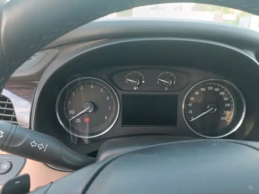Buick LaCrosse — миниатюра 13