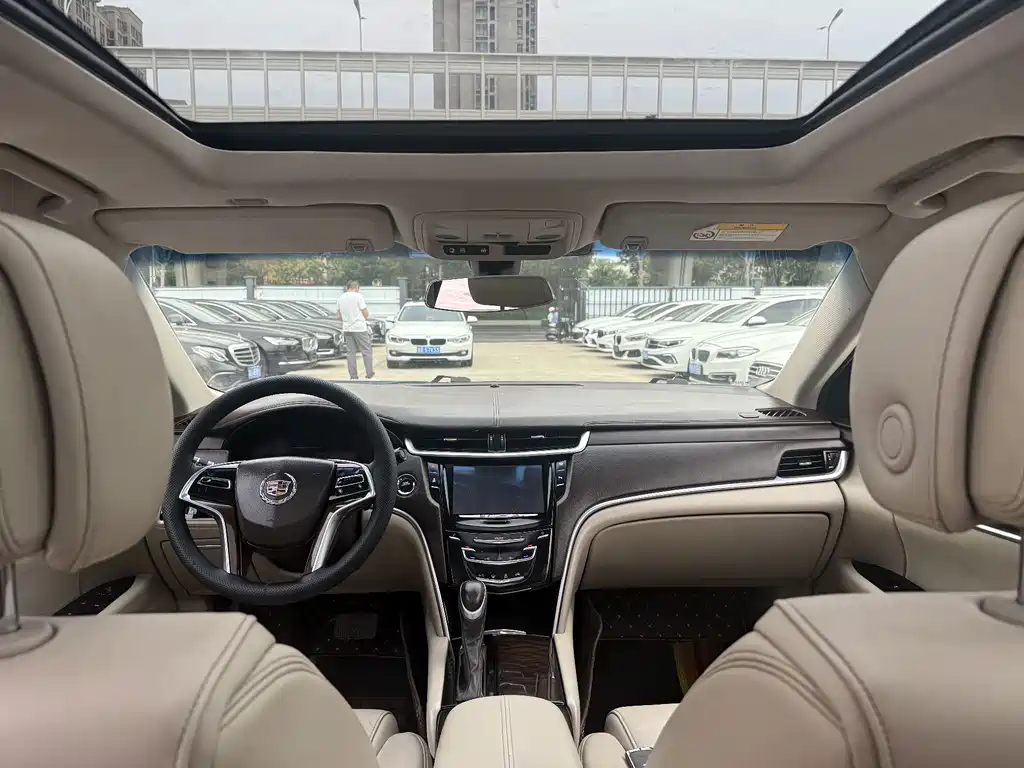 Cadillac XTS — миниатюра 3