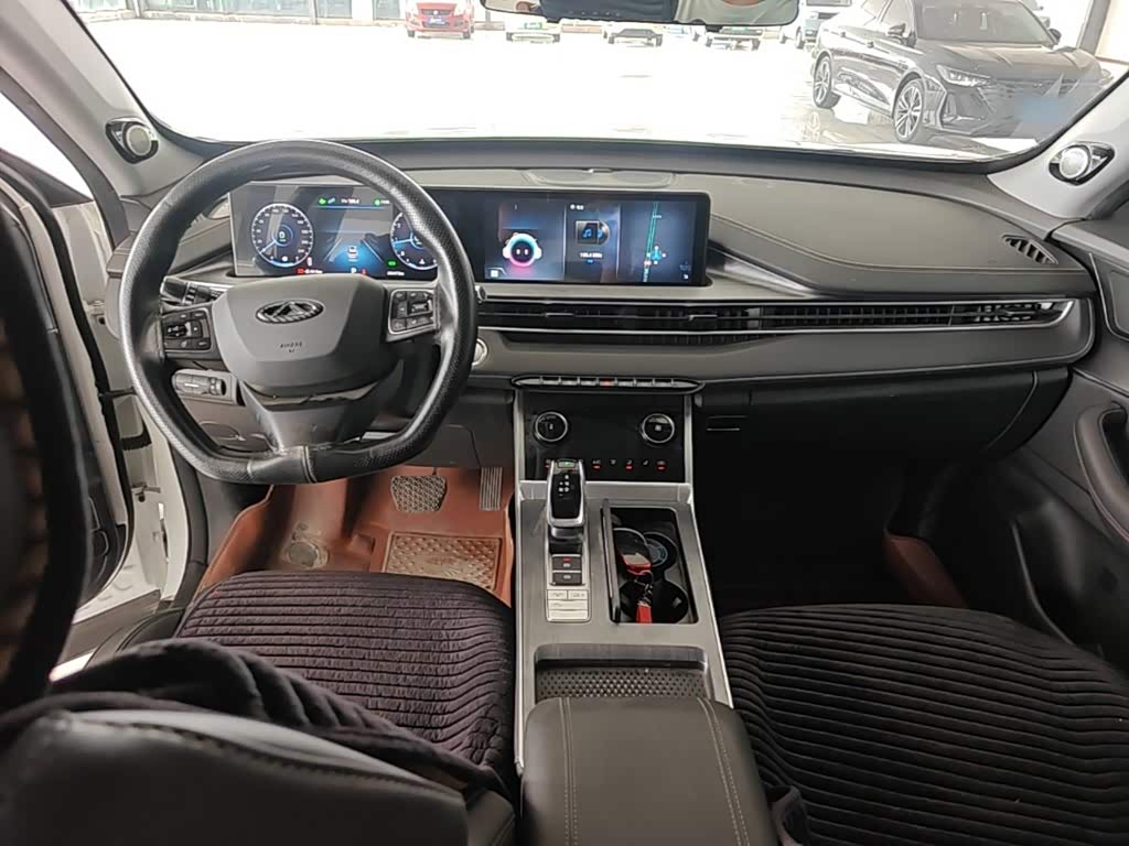 CHERY Tiggo 7 PLUS 1.5 л 2022 г. Белый, пробег 46000 км