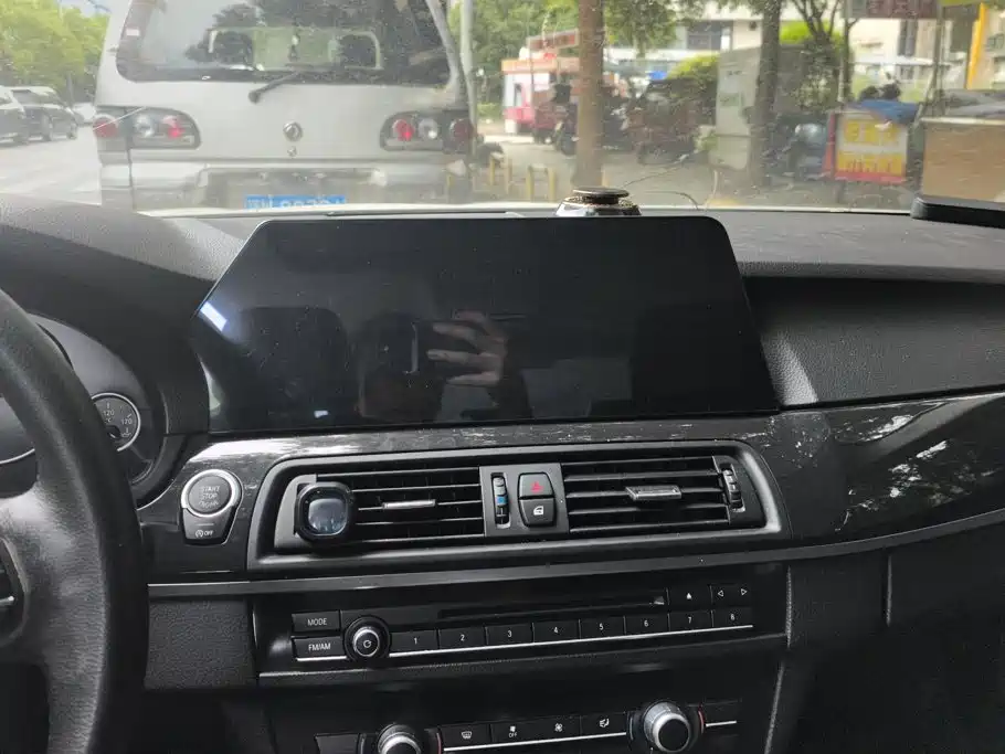 BMW 5 Series (Import) — миниатюра 13