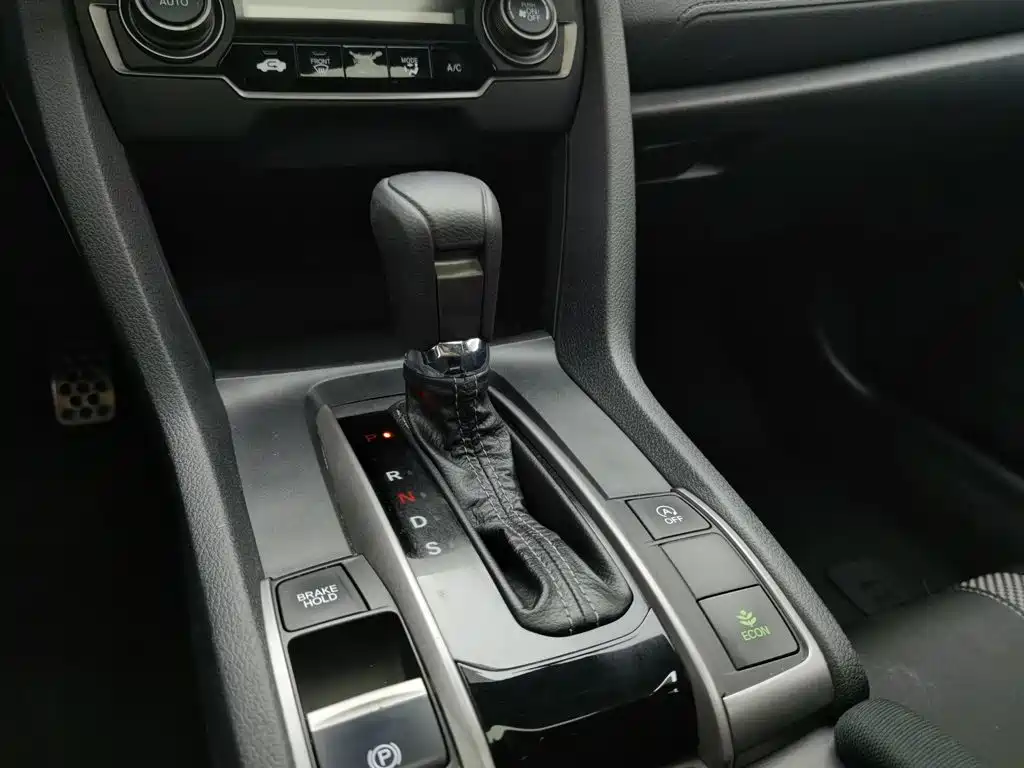 Honda Civic — миниатюра 13