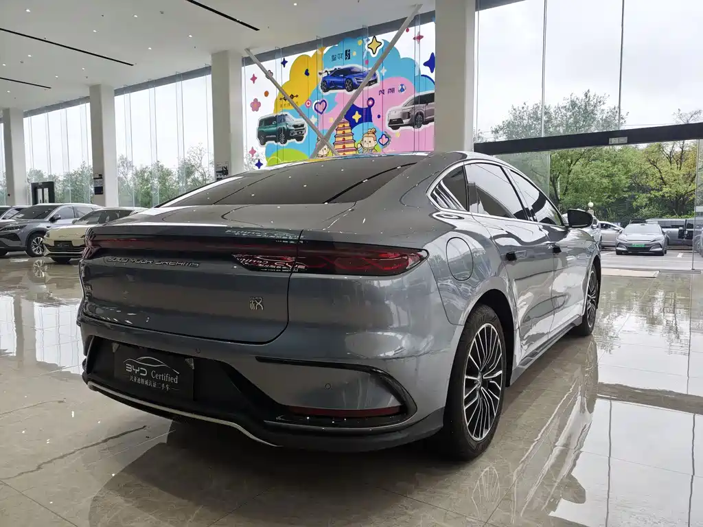 BYD Han — миниатюра 5