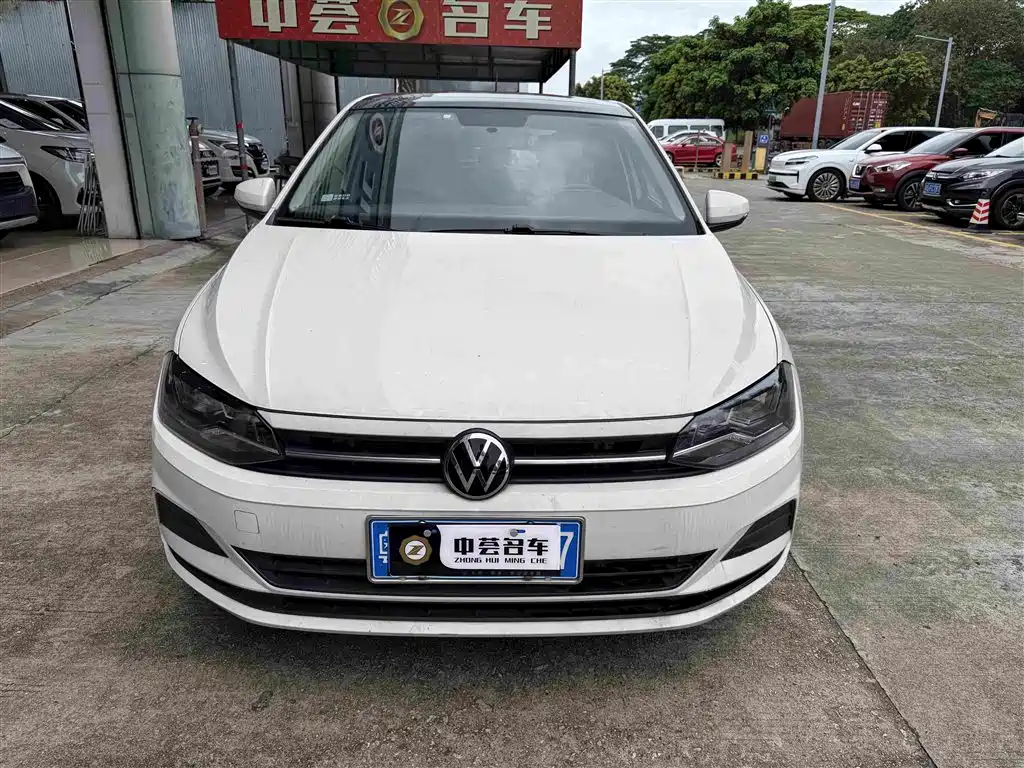 Volkswagen Polo 2021 Plus 1.5L AT