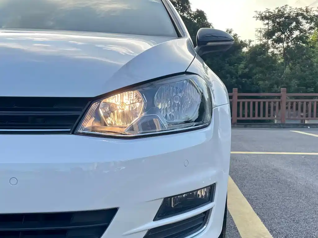 Volkswagen Golf — миниатюра 9