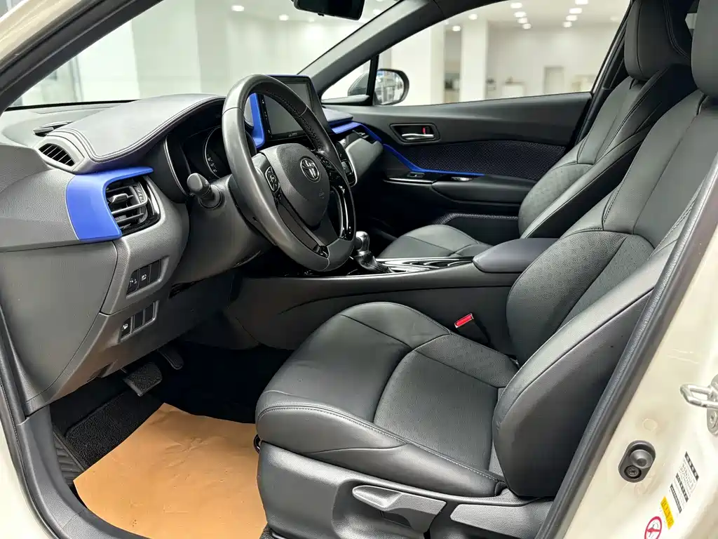 Toyota IZOA — миниатюра 4