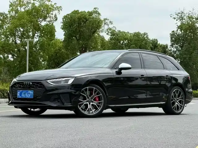 Audi S4