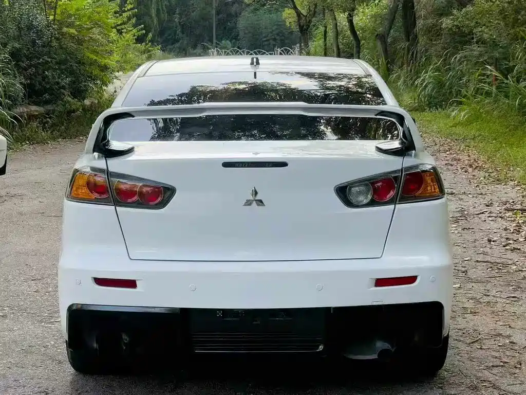 Mitsubishi Lancer EX — миниатюра 8
