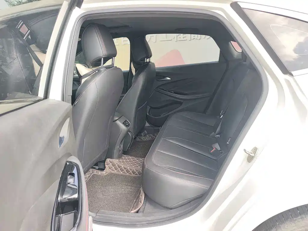 Buick Verano — миниатюра 5