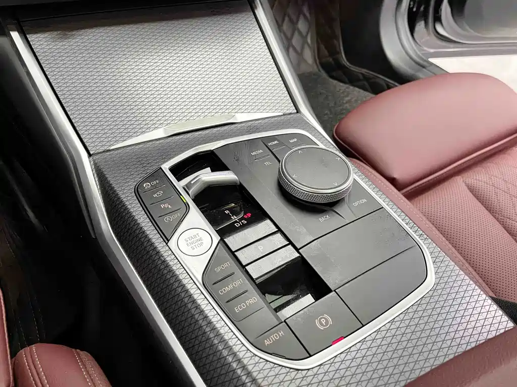 BMW 3 Series — миниатюра 15