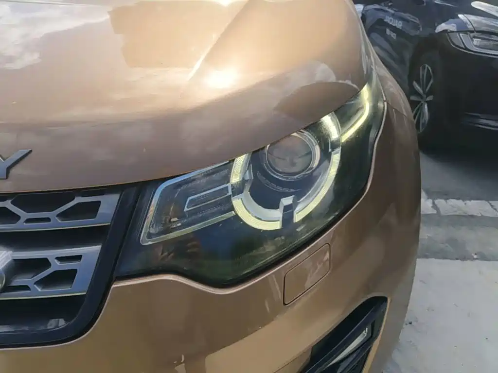 Land Rover Discovery Sport — миниатюра 24
