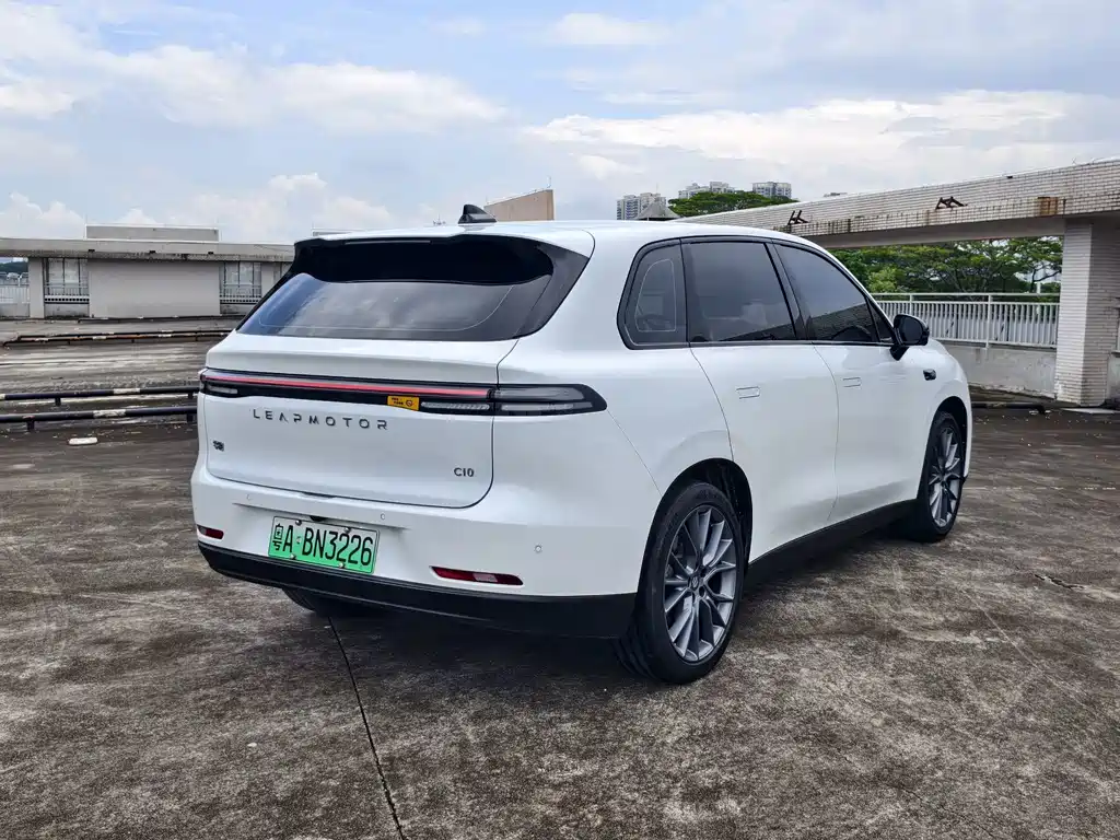 Leapmotor Leapmotor C10 — миниатюра 11