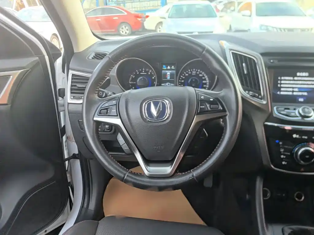 Changan CS75 — миниатюра 11
