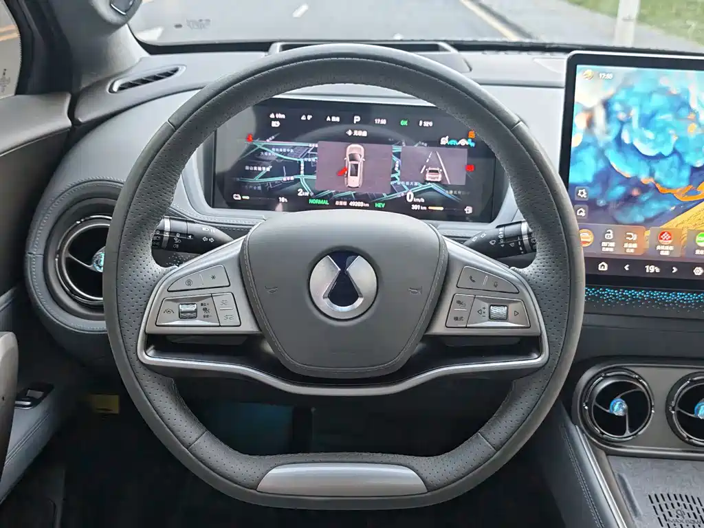 Denza Denza N8 — миниатюра 18