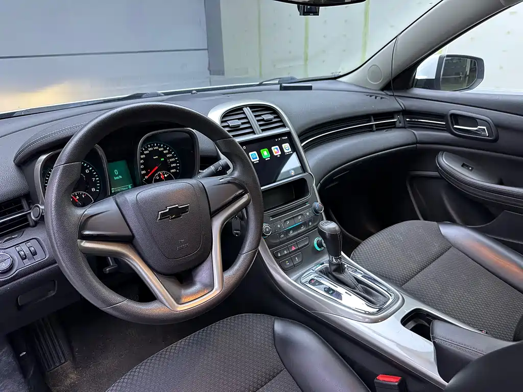 Chevrolet Malibu — миниатюра 10