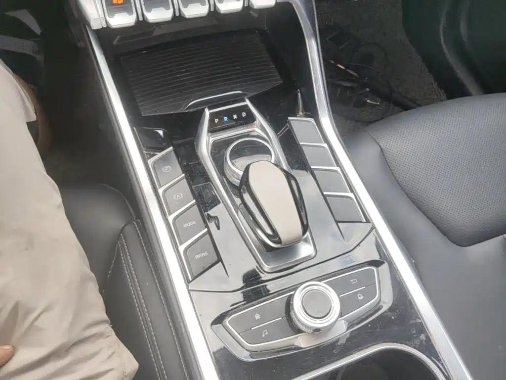 Ford Ведущий EV — миниатюра 14
