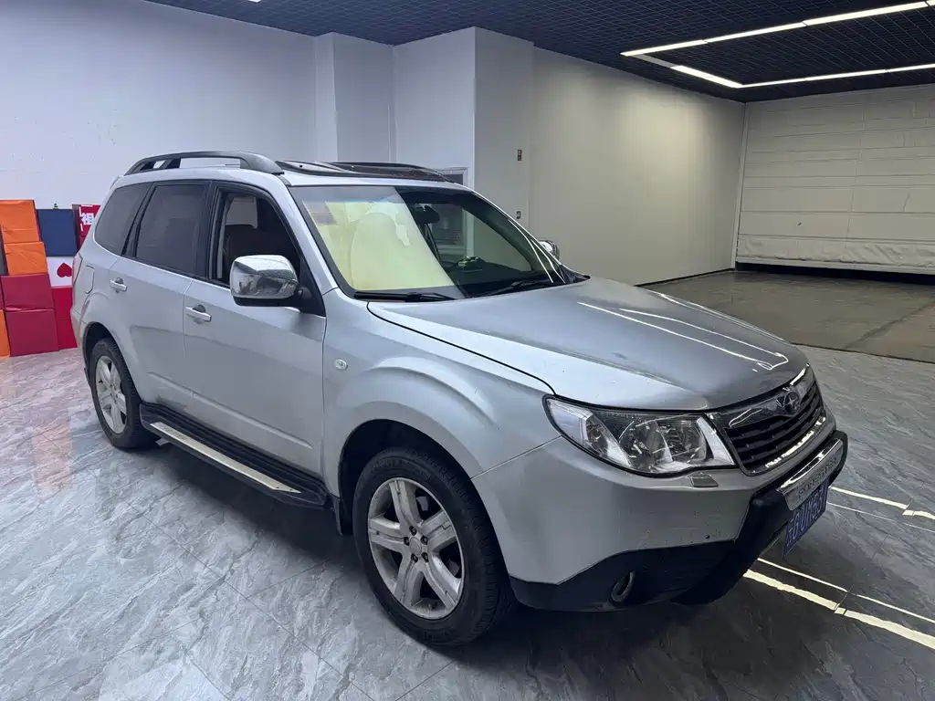 Subaru Forester 2011 2.5XS AT Luxury