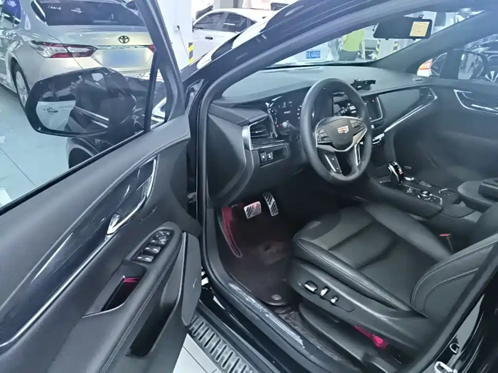 Cadillac XT5 — миниатюра 16