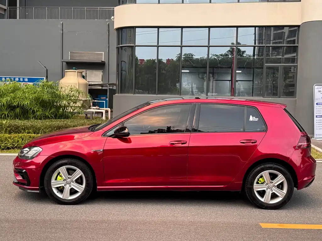 Volkswagen Golf — миниатюра 3