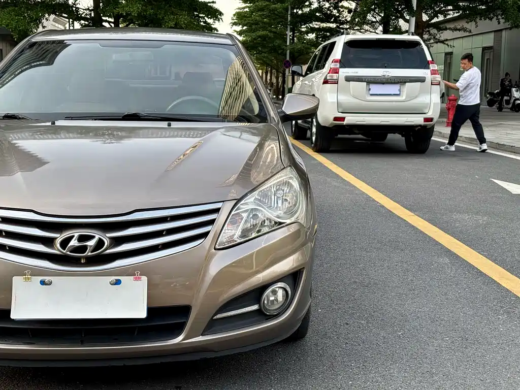 Hyundai Elantra 2011 1.6L AT Comfort