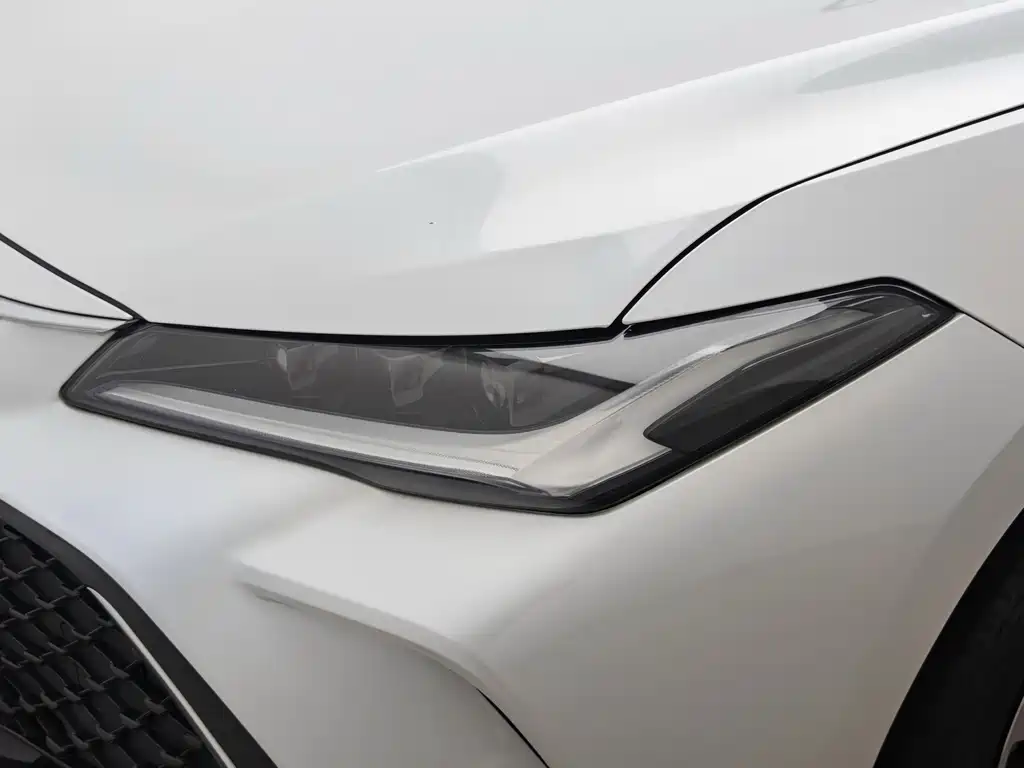 Toyota Avalon 2.5L Luxury Edition, фото 8