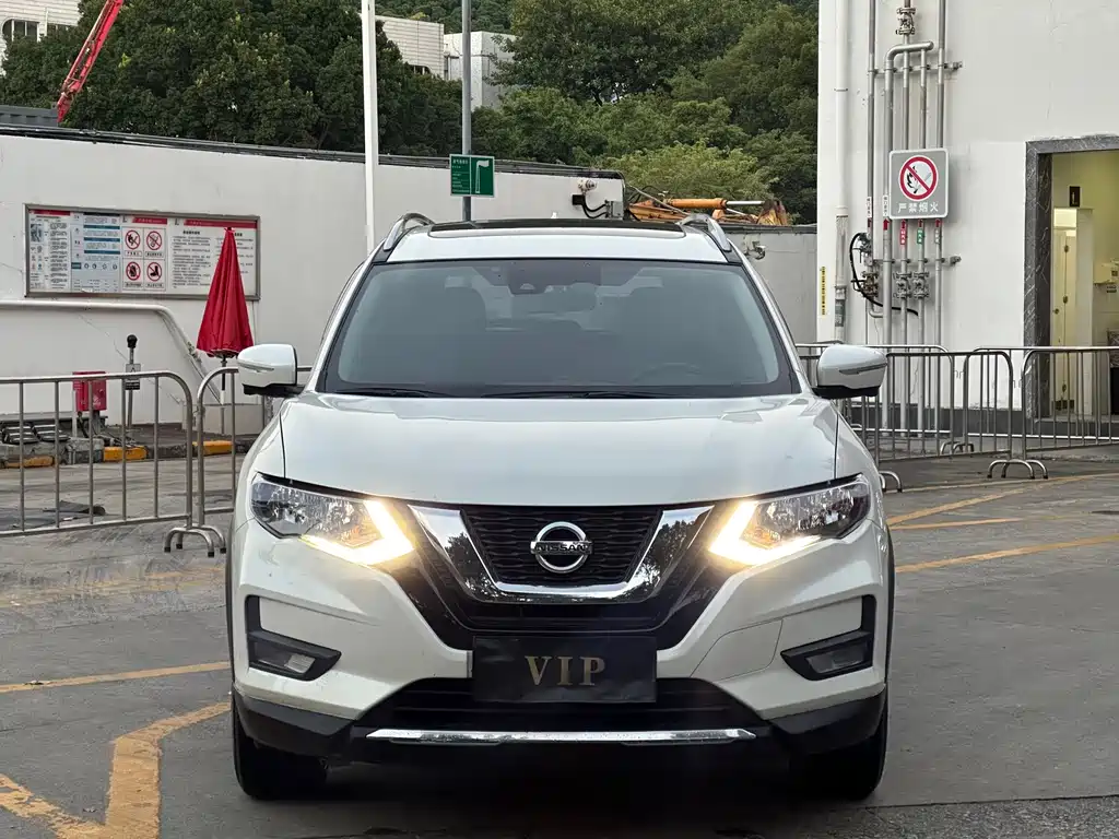 Nissan X-Trail — миниатюра 2